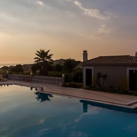 Navarone Lejlighed *